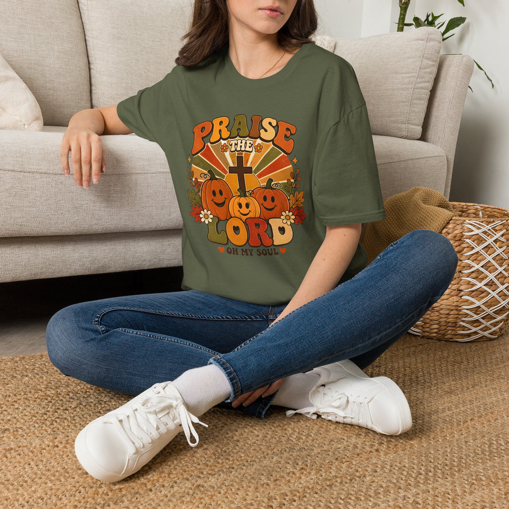Praise the Lord Fall T-Shirt — Retro Pumpkin & Cross Christian Tee